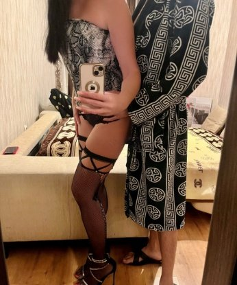 Анкета проститутки Аделина - город Бамут, 32 года, №11145