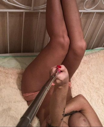 Анкета проститутки Алёночка - город Бамут, 23 года, №6735